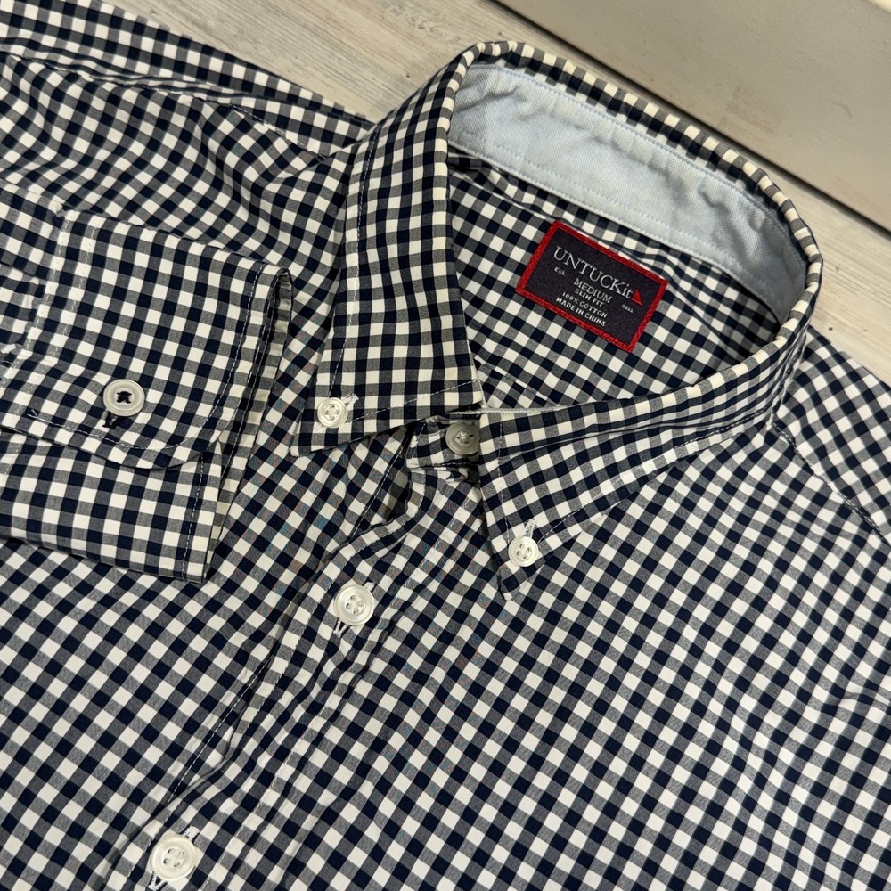 UntuckIt Button Down Shirt Mens Sz M White Blue Check Plaid Slim Fit 100% Cotton